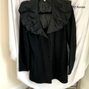 BLACK WOOL EVENING JACKET PLEATED COLLAR